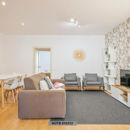 Alcam Glorias Apartment Barcelona Luaran gambar