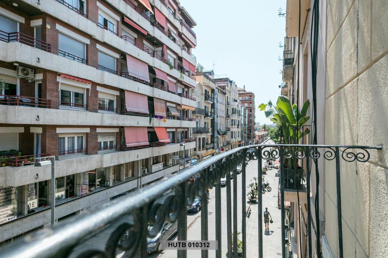 Alcam Glorias Apartment Barcelona Luaran gambar